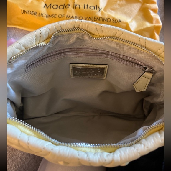 Valentino bags by Mario Valentino s.p.a - Picture 8 of 12